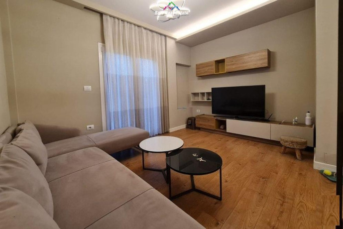 vile-3-kateshe-me-qera-tek-blloku-i-vilave-selite-qera-big-0