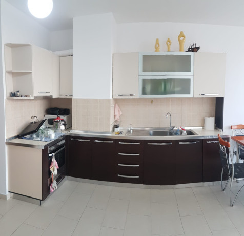 jepet-me-qera-apartament-21-tek-rruga-e-dibres-id-b220594-tirane-big-1