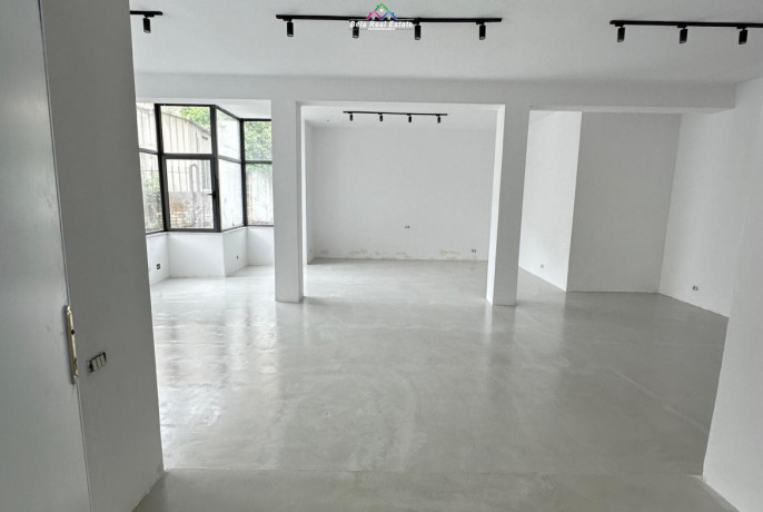 zyre-me-qera-tek-rruga-e-durresit-id-bz2744-tirane-big-0