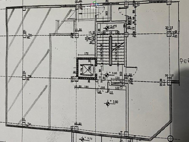 dyqan-me-qera-tek-bulevardi-bajram-curri-id-bd21761-big-0