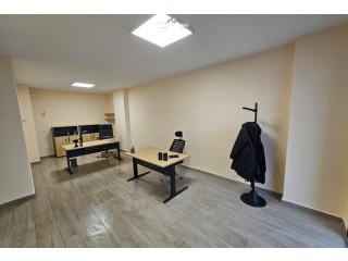 Zyre me Qera 2+1 tek Kompleksi Zirkon (ID BZ2746) Tirane