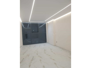 Zyre Me Qera Ne Astir (ID BZ2754) Tirane