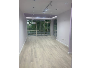 Dyqan Me Qera Tek Liqeni i Thate (ID BD21766) Tirane