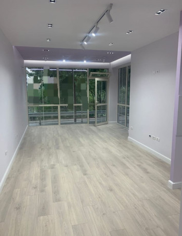 dyqan-me-qera-tek-liqeni-i-thate-id-bd21766-tirane-big-0