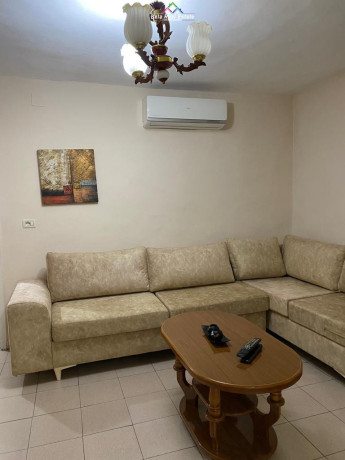 jepet-me-qera-apartament-11-tek-rruga-kongresi-i-manastirit-id-b211186-tirane-big-0