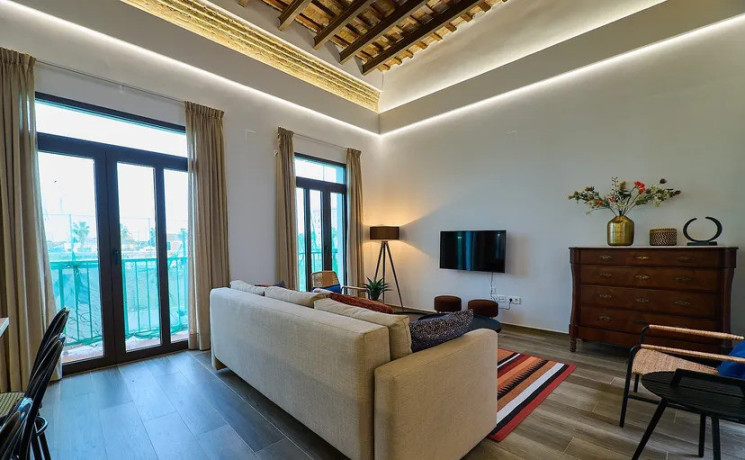 apartament-me-qera-11-tek-zogu-i-zi-id-b2101364-tirane-big-0