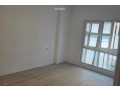 zyre-me-qera-21-tek-zogu-i-zi-id-bz2761-tirane-small-0