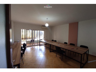 Zyre Me Qera 3+1 tek Rruga e Elbasanit,qera.,.,.,