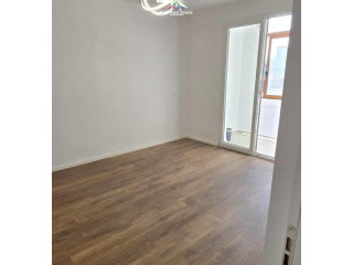 Apartament Ne Shitje 1+1 Tek 21 Dhjetori (ID B111134) Tirane