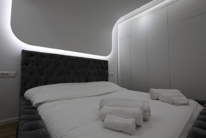 garsioiere-me-qera-tek-21-dhjetori-big-0