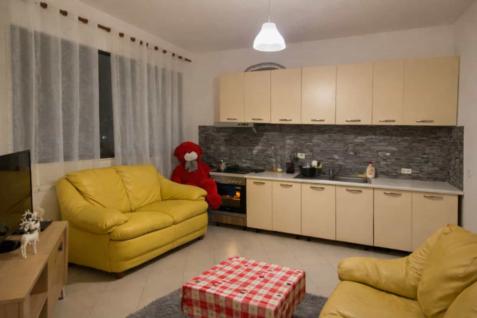 apartament-me-qera-11-ne-astir-id-b2101403-tirane-big-0