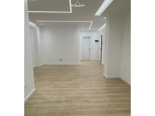 Zyre me Qera 1+1 Tek Myslym Shyri (