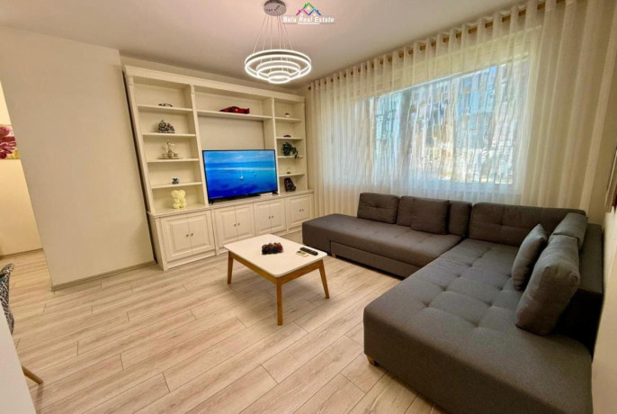 apartament-me-qera-11-tek-rruga-e-kosovareveqera-big-0