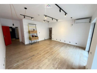 Zyre Me Qera Tek Rruga e Durresit (ID BZ289) Tirane