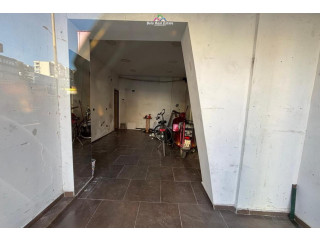 Dyqan Me Qera Tek Rruga e Kavajes (ID BD21785) Tirane