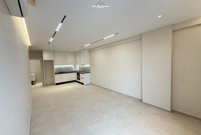 zyre-me-qera-11-tek-5-maji-id-bz2791-tirane-big-0