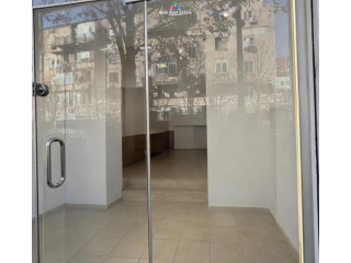 Dyqan Me Qera Tek Rruga E Barrikadave (ID BD21792) Tirane