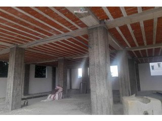 Magazine Me Qera Ne Sukth ( ID BM295) Tirane