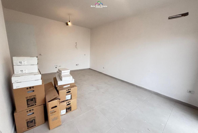 zyre-me-qera-tek-rruga-e-barrikadave-id-bz2819-tirane-big-0