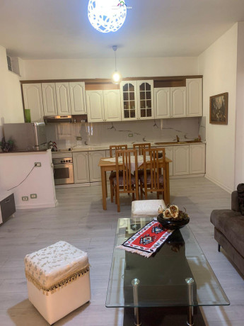 jepet-me-qera-apartament-11-tek-bulevardi-zogu-i-pare-id-b210491-tirane-big-0