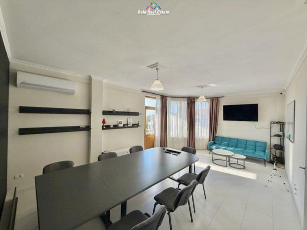 zyre-me-qera-31-tek-qytet-studenti-id-qera-qera-qera-qera-big-0