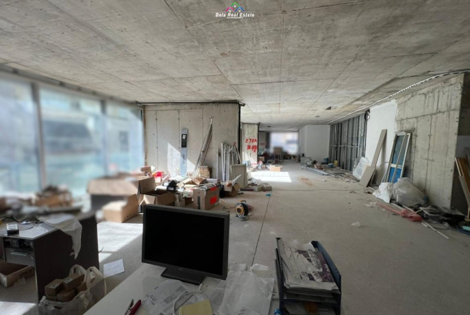 zyre-me-qera-ne-bllok-id-bz2836-tirane-big-0