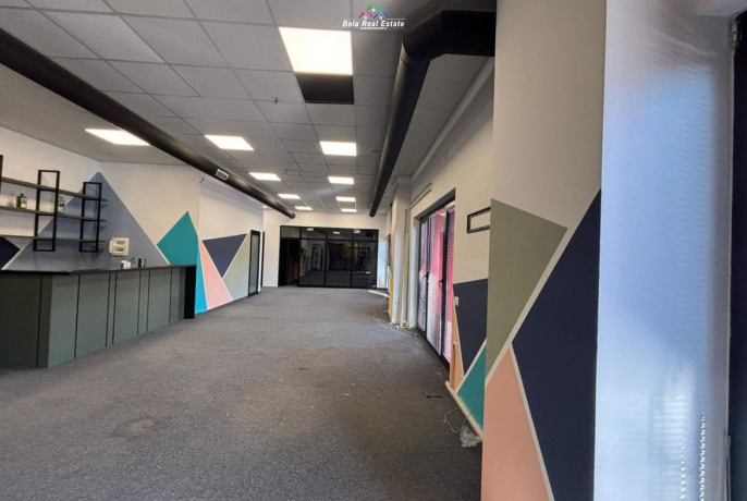 zyre-me-qera-tek-farmacia-10-id-bz2129-tirane-big-0