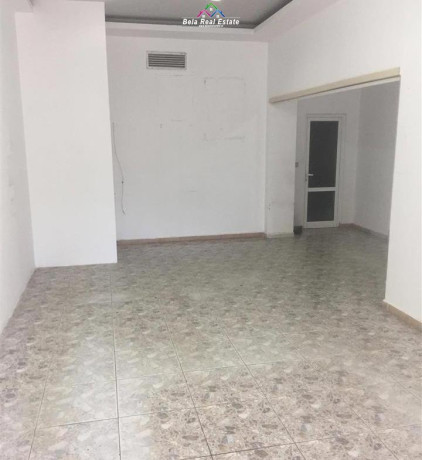 jepet-me-qera-dyqan-komuna-e-parisit-id-bd21441-tirane-big-0