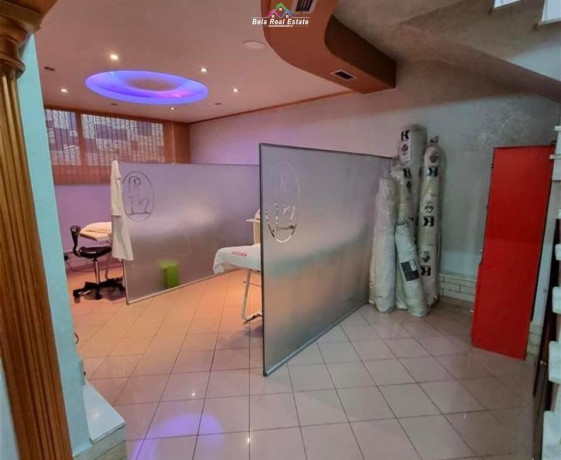 dyqan-dublex-me-qera-tek-rruga-e-bogdaneve-id-qera-qera-qera-qera-big-0