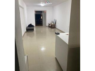 Dyqan Me Qera prane Shkolles se Baletit (ID ,qera,qera,qera,qera