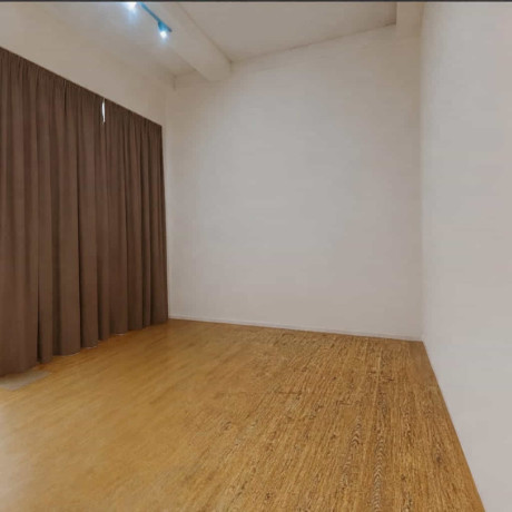 dyqan-me-qera-tek-rruga-e-durresit-id-bd21814-tirane-big-0