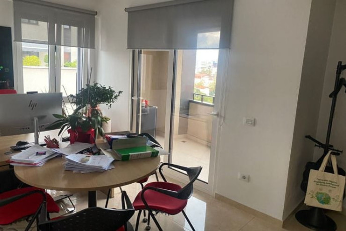 zyre-me-qera-31-ne-myslym-shyr-id-bz2851-tirane-big-0