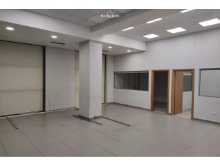 Zyre Me Qera tek Komuna e Parisit (ID , qera, qera, qera, qera