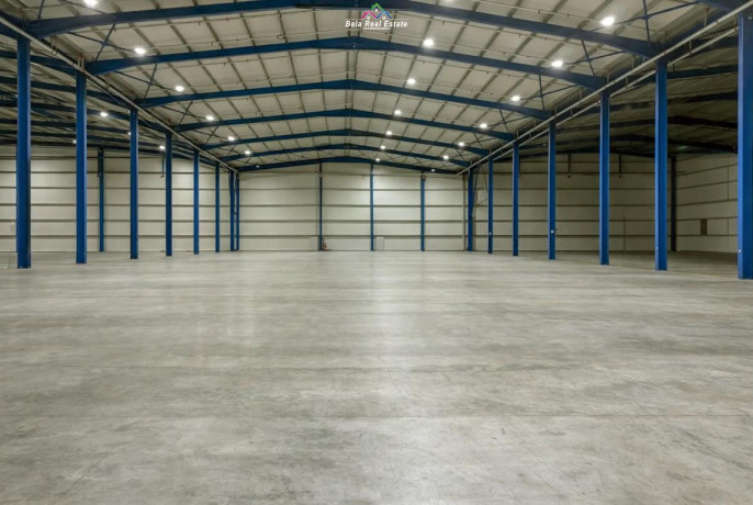 magazine-me-qera-ne-autostraden-tirane-durres-id-bm310-tirane-big-0