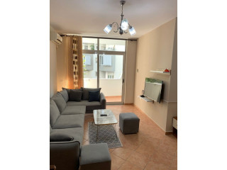 Apartament Me Qera 2+1 Tek Komuna e Parisit ( ID ,qera,qera,qrea