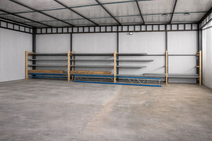 magazine-me-qera-tek-autostrada-tirane-durres-id-bm312-tirane-big-0