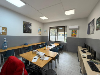 Zyre Me Qera Prane Stadiumit Dinamo ( ID BZ2872) Tirane