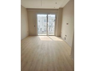 Zyre Me Qera 2+1 Tek Komuna e Parisit ( ID BZ2879) Tirane