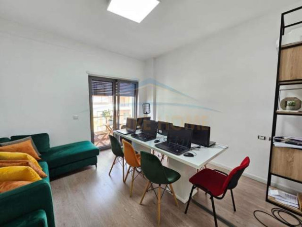 qera-ambient-biznesi-zogu-i-zi-tirane-big-0