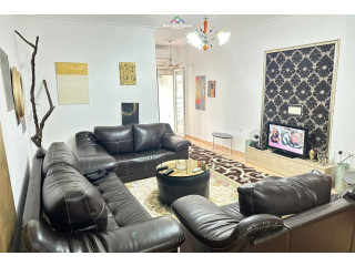 Apartament Me Qera 2+1 tek Zogu i Zi (ID , qeraqeraqeraqeraidididididi