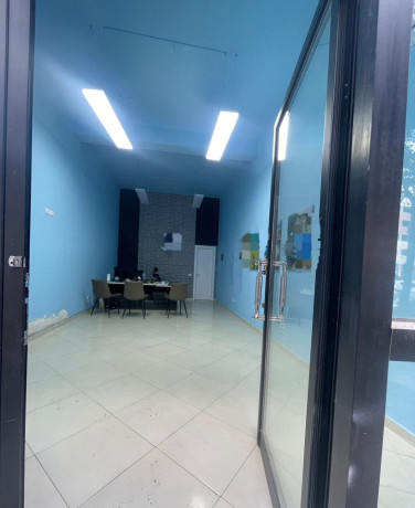 dyqan-me-qera-ne-astir-id-bd21848-tirane-big-0