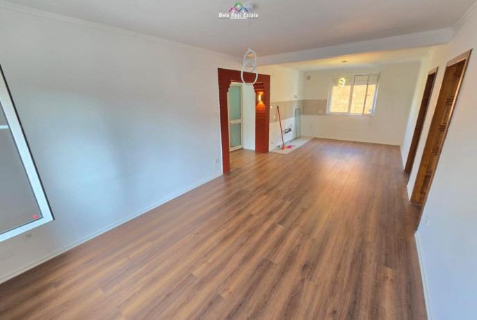 zyre-me-qera-31-tek-ish-ekspozita-id-bz2890-tirane-big-0