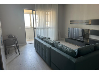 Apartament Me Qera 2+1 Perballe Maternitetit te Ri (ID , qeraqeraqeraidididiidididididid