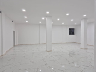 Dyqan Me Qera Ne Kamez (ID BD21858) Tirane