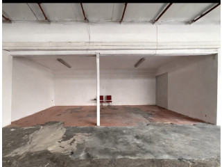 Magazine Me Qera Tek Ish Dogana (ID BM325) Tirane