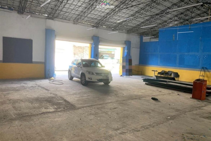 magazine-me-qera-ne-misto-mame-id-bm326-tirane-big-0