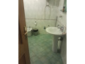 jepet-me-qera-zyre-21-ne-bllok-id-bz2208-tirane-small-3