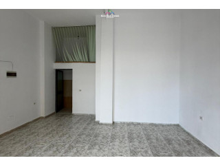 Dyqan Me Qera Tek 5 Maj (ID BD21860) Tirane