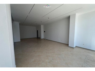 Dyqan Me Qera Ne Kamez (ID BD21861) Tirane