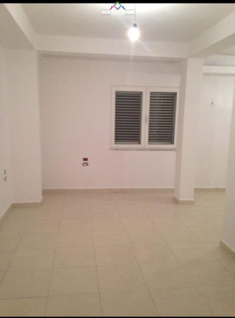 jepet-me-qera-apartament-31-tek-xhamlliku-id-b23133-tirane-big-1
